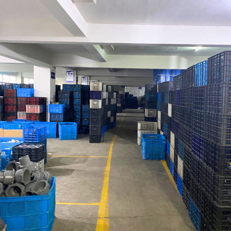 PVC脚阀 & 检查阀 (1)